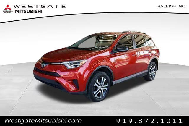 2017 Toyota RAV4 LE AWD photo