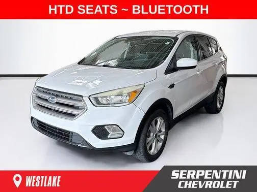2017 Ford Escape SE 4WD photo