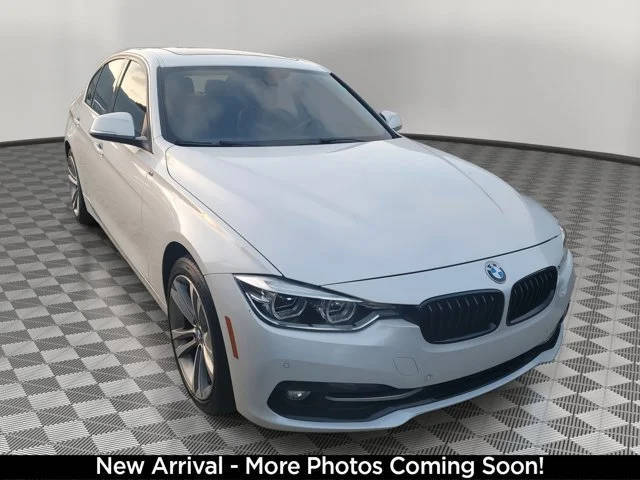 2017 BMW 3 Series 330i RWD photo