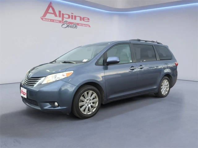 2017 Toyota Sienna XLE Premium AWD photo