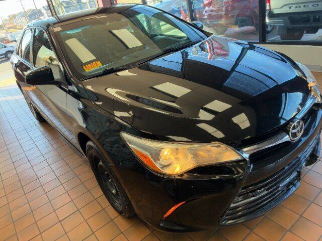 2017 Toyota Camry LE FWD photo