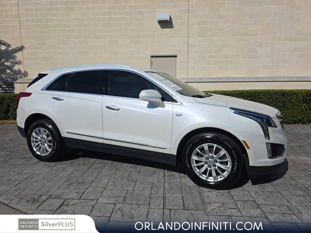 2017 Cadillac XT5 FWD FWD photo