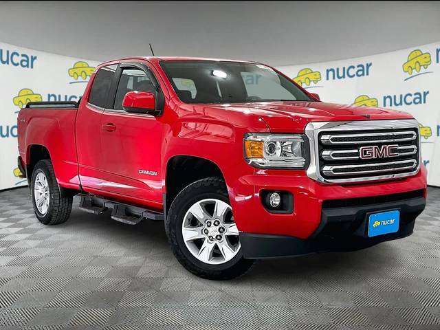 2017 GMC Canyon 4WD SLE 4WD photo
