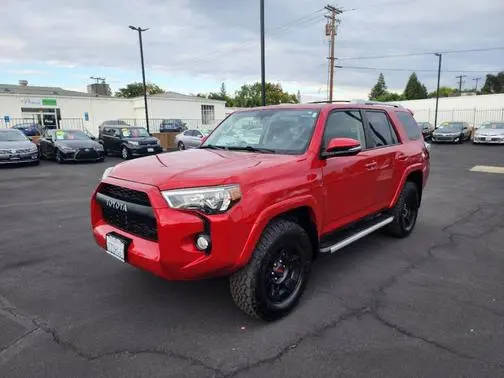 2017 Toyota 4Runner SR5 Premium 4WD photo