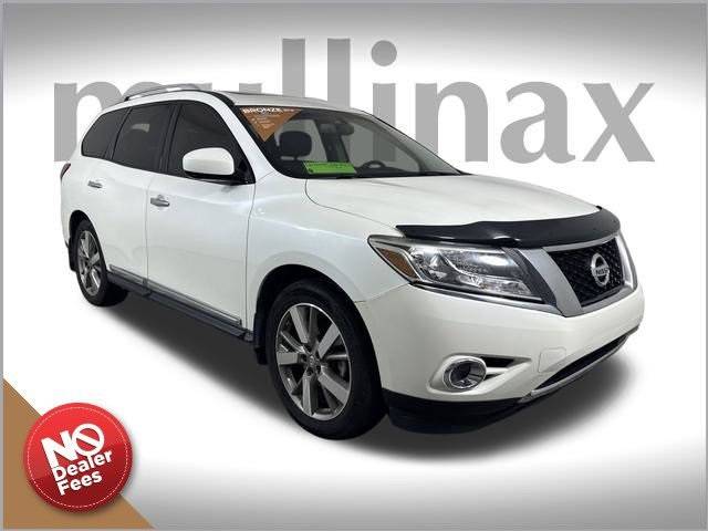 2015 Nissan Pathfinder Platinum 4WD photo