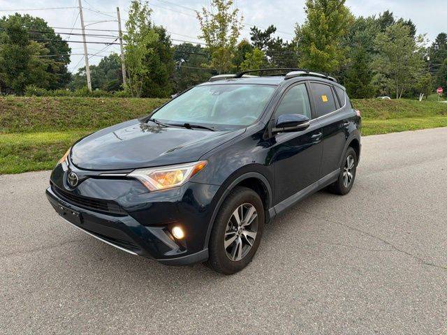 2017 Toyota RAV4 XLE AWD photo