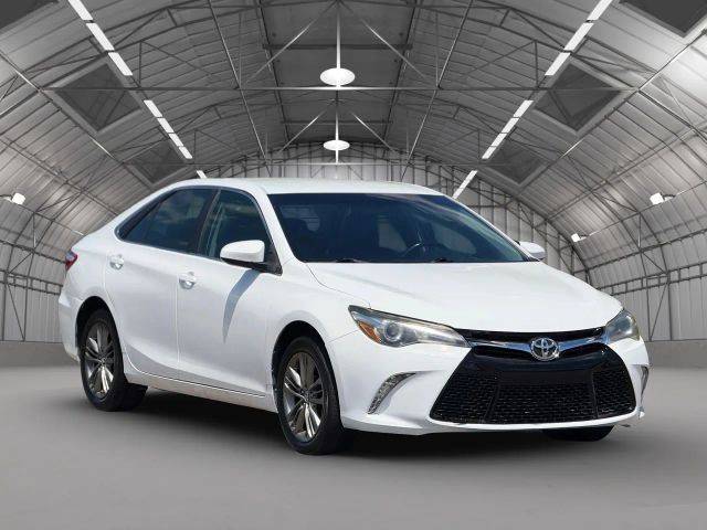 2015 Toyota Camry SE FWD photo