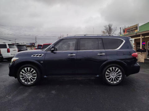 2017 Infiniti QX80  4WD photo