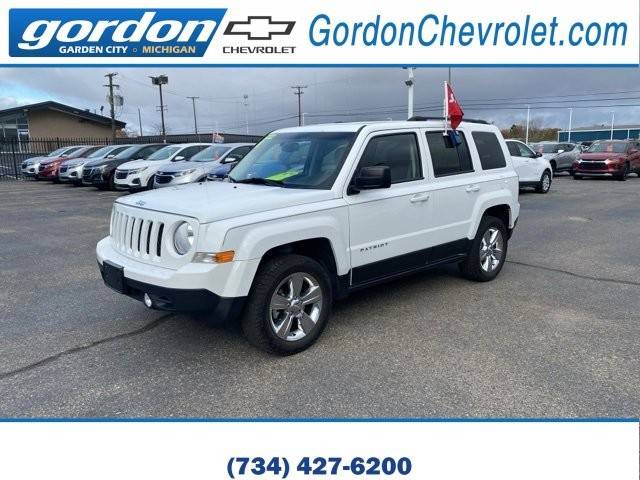 2016 Jeep Patriot Latitude 4WD photo