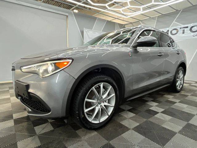 2018 Alfa Romeo Stelvio Ti AWD photo