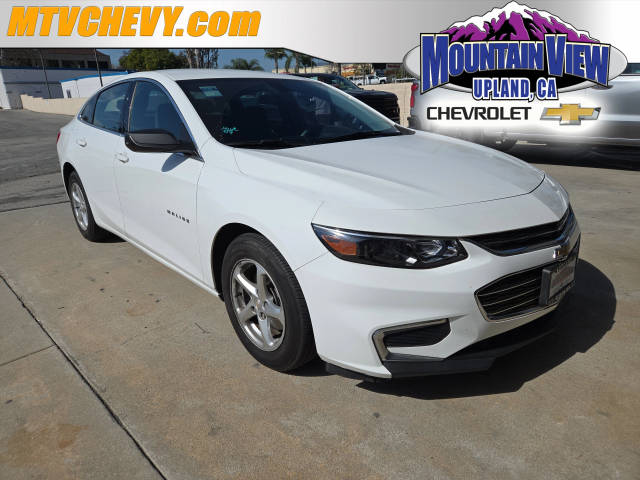 2017 Chevrolet Malibu LS FWD photo
