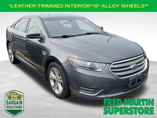2017 Ford Taurus SEL FWD photo