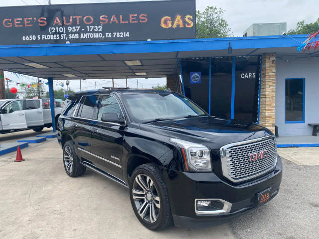 2017 GMC Yukon Denali RWD photo