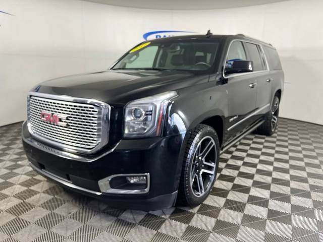 2017 GMC Yukon XL Denali 4WD photo