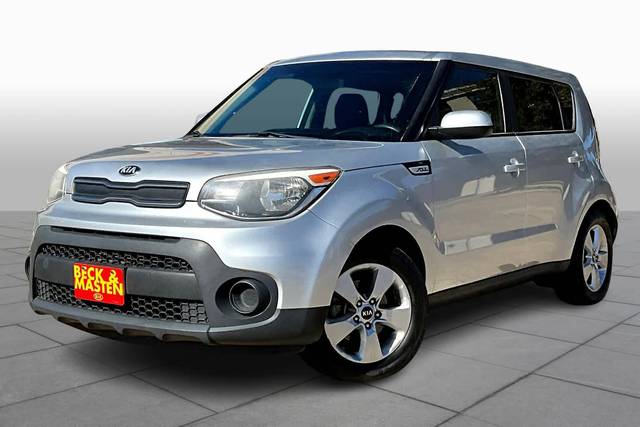 2017 Kia Soul Base FWD photo