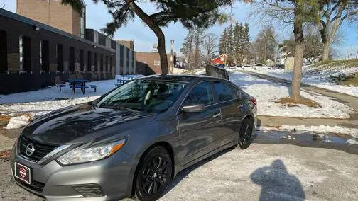 2017 Nissan Altima 2.5 S FWD photo