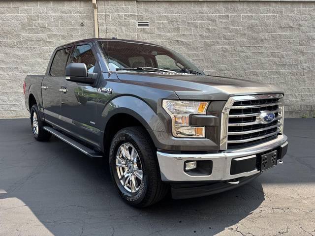 2017 Ford F-150 XLT 4WD photo