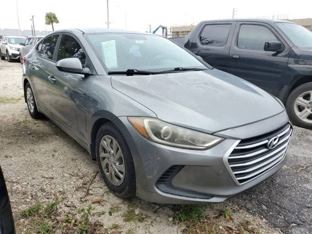 2017 Hyundai Elantra SE FWD photo