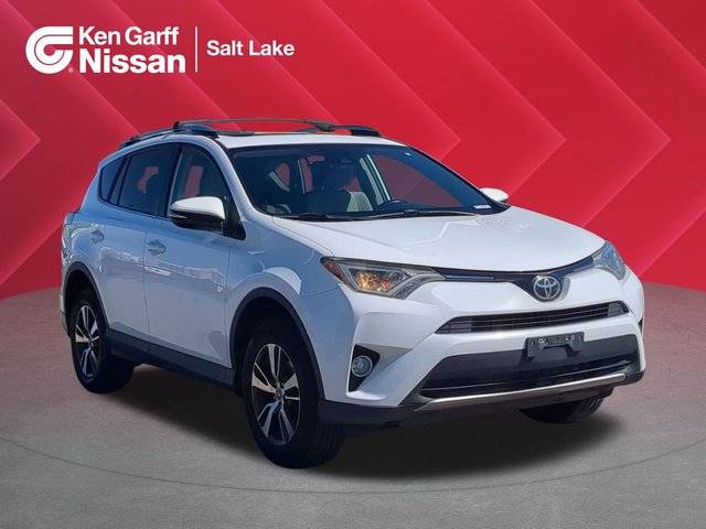 2017 Toyota RAV4 XLE AWD photo