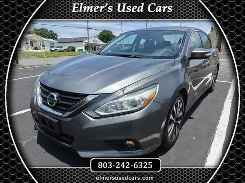 2017 Nissan Altima 2.5 SV FWD photo