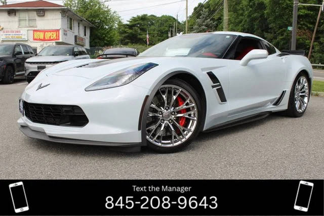 2018 Chevrolet Corvette Grand Sport 2LT RWD photo