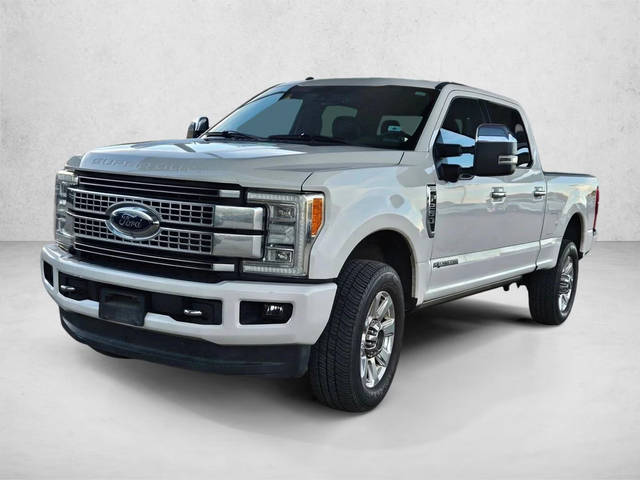 2017 Ford F-250 Super Duty Platinum 4WD photo