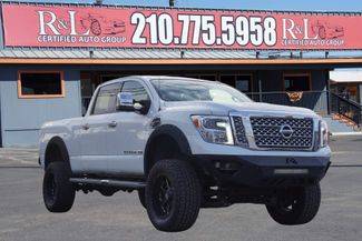 2017 Nissan Titan XD SL 4WD photo