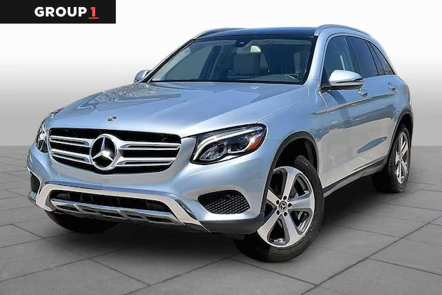 2017 Mercedes-Benz GLC-Class GLC 300 RWD photo