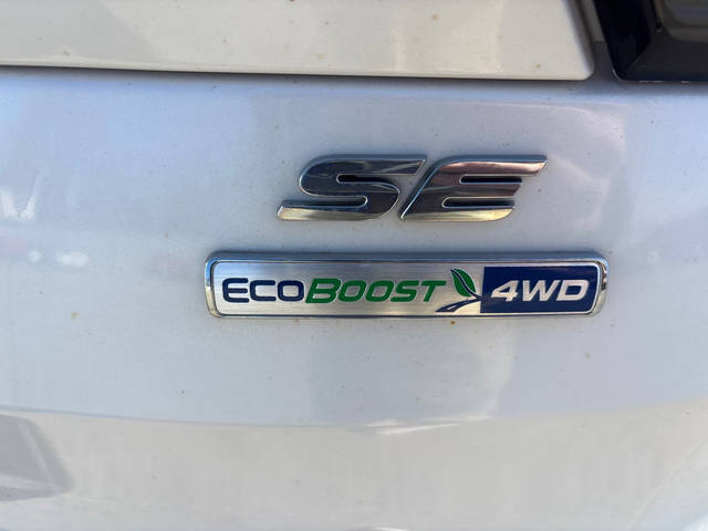 2017 Ford Escape SE 4WD photo