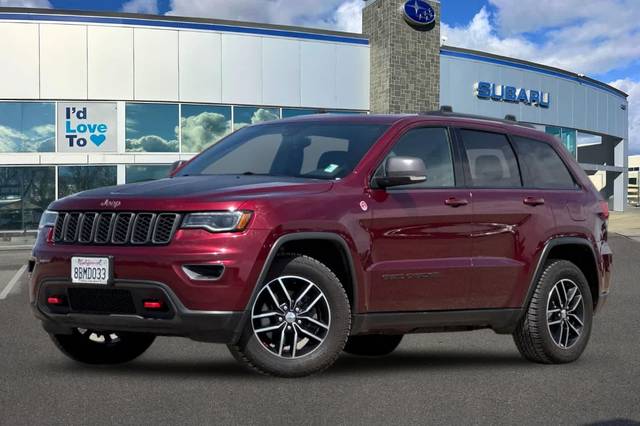 2017 Jeep Grand Cherokee Trailhawk 4WD photo