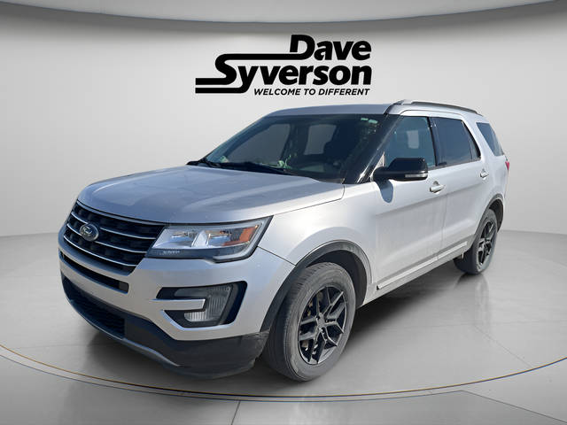 2017 Ford Explorer XLT 4WD photo