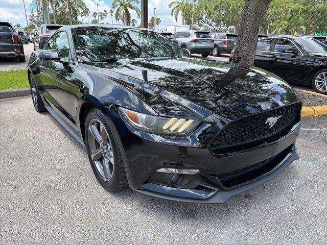 2017 Ford Mustang EcoBoost RWD photo