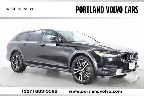 2018 Volvo V90 Cross Country  AWD photo