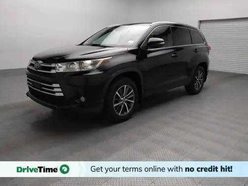 2017 Toyota Highlander XLE AWD photo