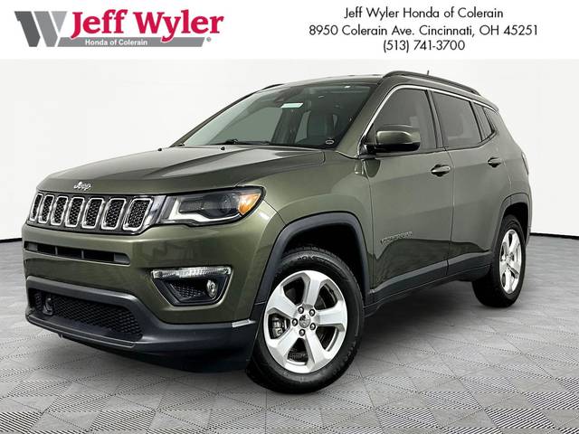 2017 Jeep Compass Latitude FWD photo