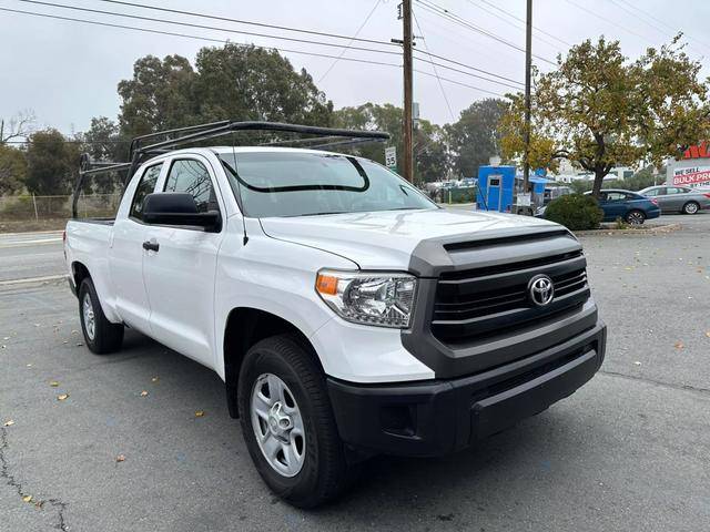 2017 Toyota Tundra SR 4WD photo