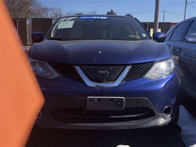 2017 Nissan Rogue Sport SL AWD photo