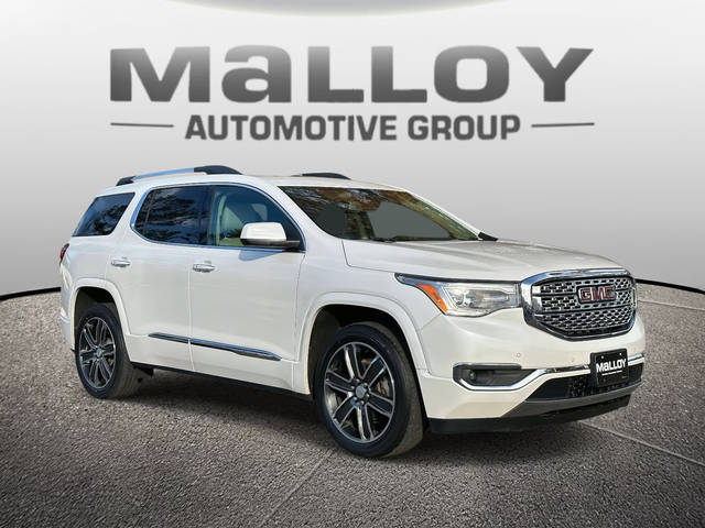 2017 GMC Acadia Denali AWD photo