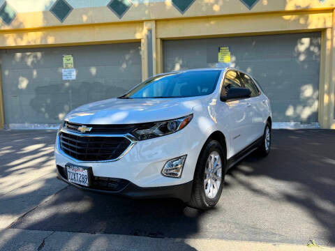 2018 Chevrolet Equinox LS FWD photo