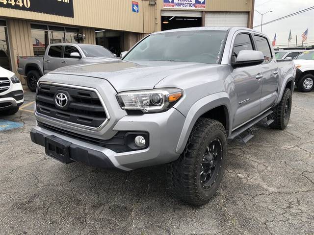 2017 Toyota Tacoma SR5 RWD photo