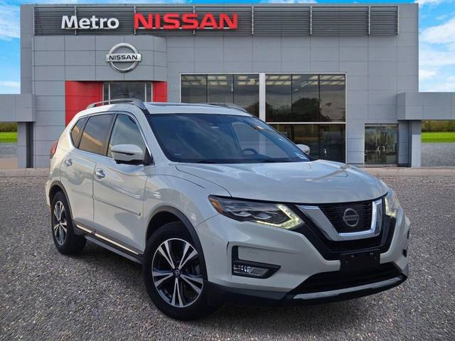 2017 Nissan Rogue SL FWD photo