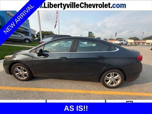 2017 Chevrolet Cruze LT FWD photo