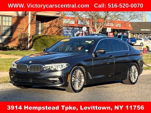 2017 BMW 5 Series 530i RWD photo