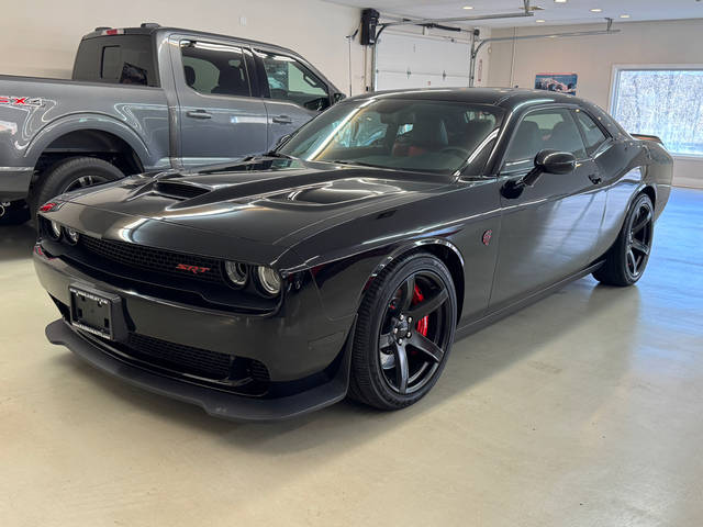 2017 Dodge Challenger SRT Hellcat RWD photo