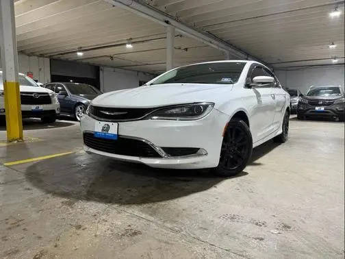 2015 Chrysler 200 Limited FWD photo