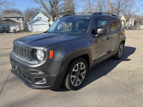2017 Jeep Renegade Latitude FWD photo