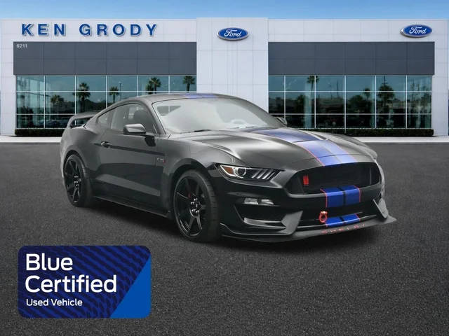 2017 Ford Mustang Shelby GT350 RWD photo