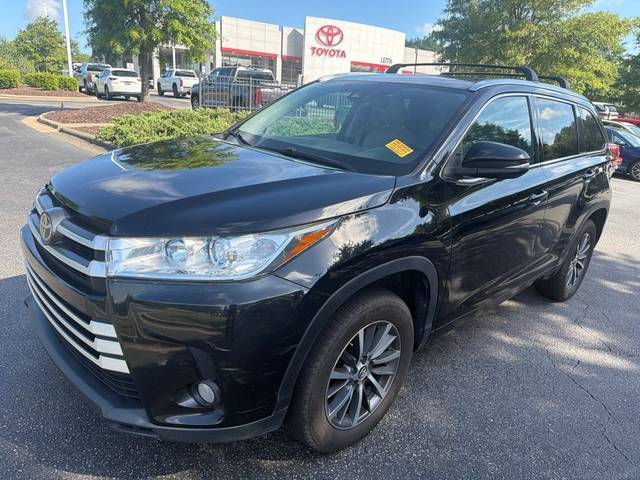 2017 Toyota Highlander XLE FWD photo