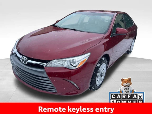 2017 Toyota Camry LE FWD photo