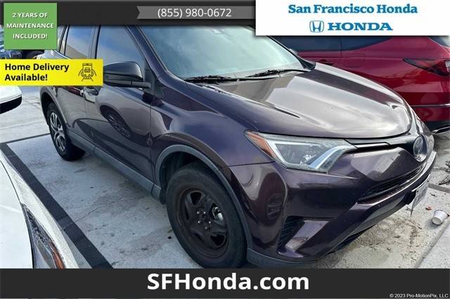 2017 Toyota RAV4 LE FWD photo